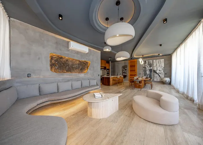 Oceanfront 3br Luxury Maiim Tankah With Pool & Gym Tulum