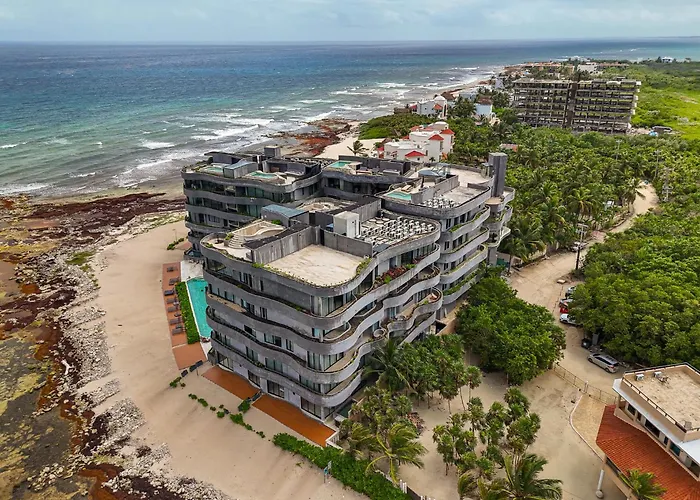 Oceanfront 3br Luxury Maiim Tankah With Pool & Gym Appartement
